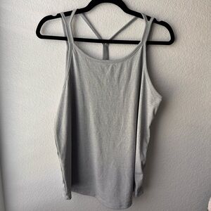 Excellent Condition Women’s Large Nike Dri-Fit Gray/White Striped Tank